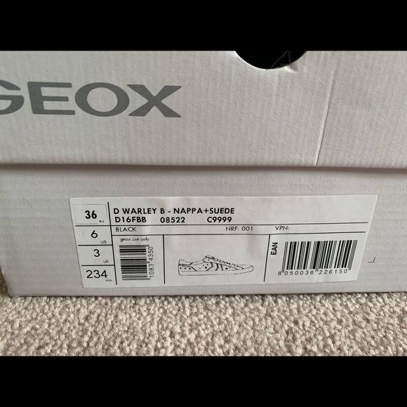 Stunning chic Geox sneakers - Picture 3 of 3